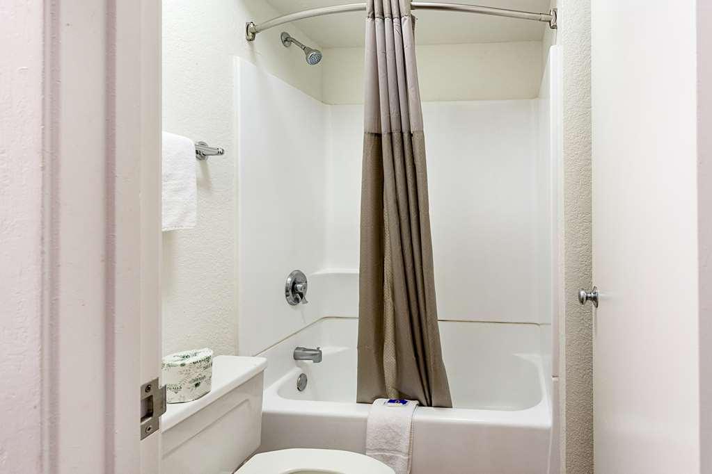 Motel 6 Baton Rouge Southeast Prairieville Bilik gambar
