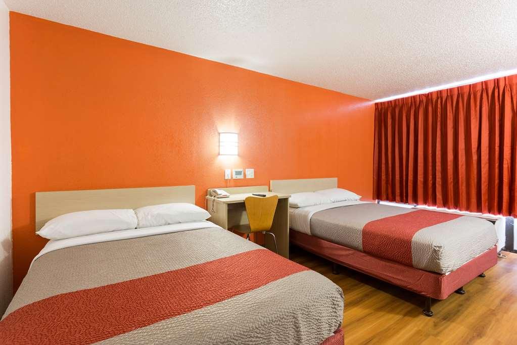 Motel 6 Baton Rouge Southeast Prairieville Bilik gambar