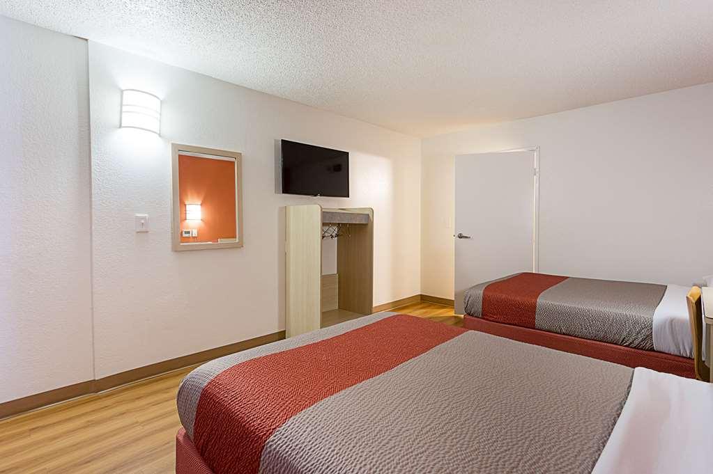 Motel 6 Baton Rouge Southeast Prairieville Bilik gambar